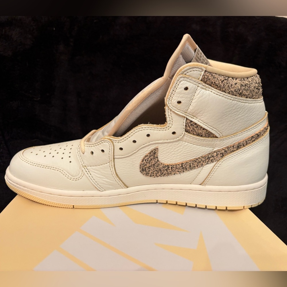 Air Jordan 1 Retro High OG Craft Sail/Pale Vanilla-Black. Men’s Size 11    NIB - Picture 4 of 14